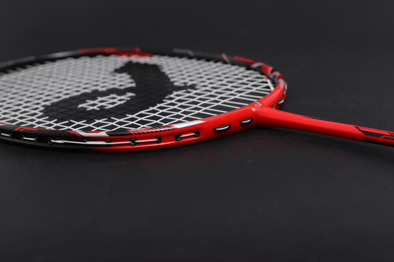 Premium Carbon Badmintonketcher CX-B658 Rød