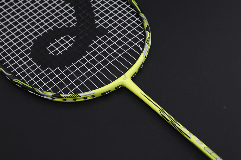 Premium Carbon Badmintonketcher CX-B658 Lysegul